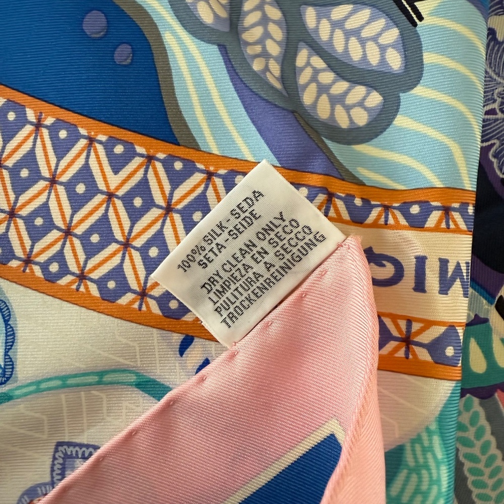 Authentic Hermes Scarf 90 - Picture 5 of 6